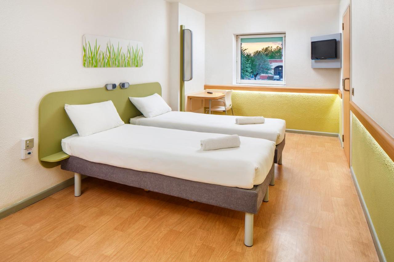 Ibis Budget Beaconsfield Esterno foto