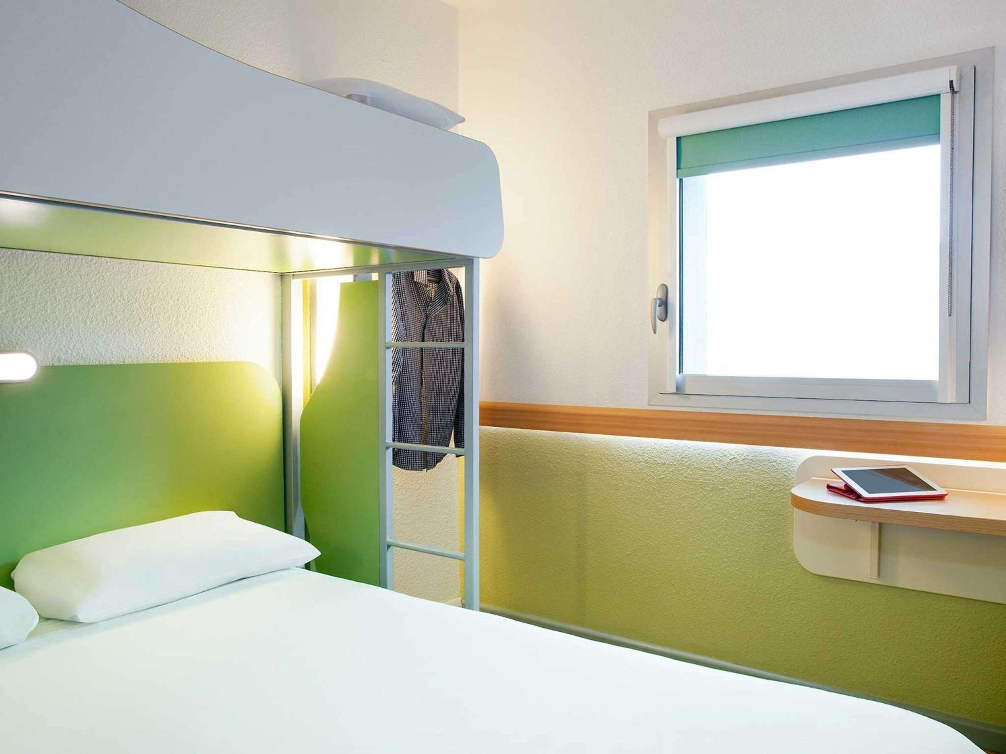 Ibis Budget Beaconsfield Esterno foto